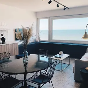 Appartement Wonderful Architect Designed Flat With Sea View, Oostende
