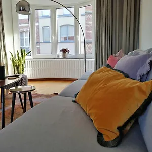 Appartement Large 800m From The 90 Square Meters, Oostende